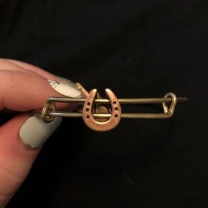 Kentucky derby horseshoe Alex and Ani